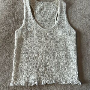 ❤️4/$20 White stretch tank top